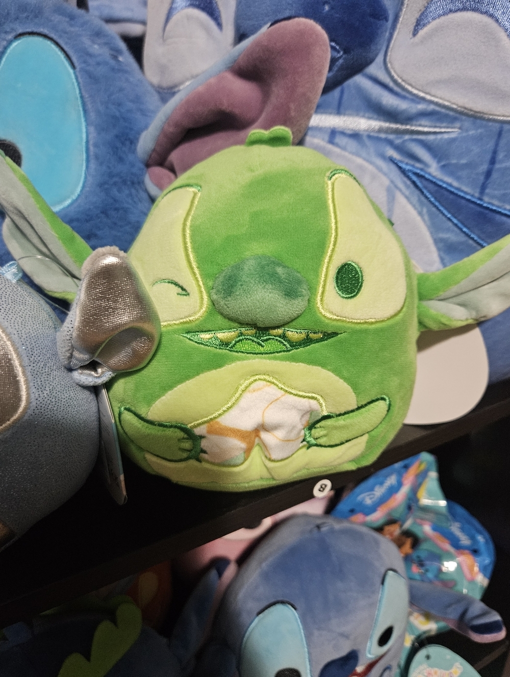 NWT Disney's Green Stitch Eating Key Lime Pie 5" Squishmallow